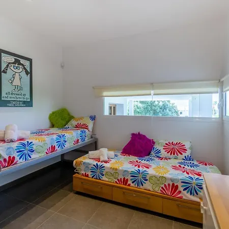 Villa Abril Binisafua